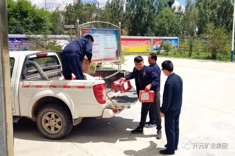 一家親│興海銅鑫慰問(wèn)部隊(duì)官兵，共話(huà)軍企團(tuán)結(jié)魚(yú)水情